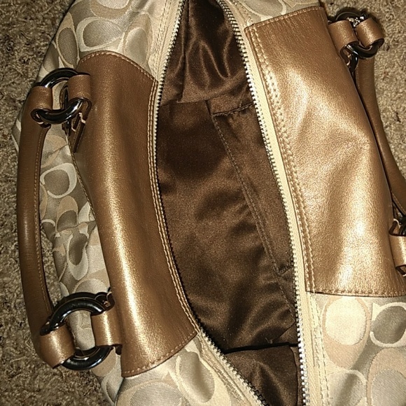 Coach "authentic"handbag with shoulder strap - Picture 6 of 6